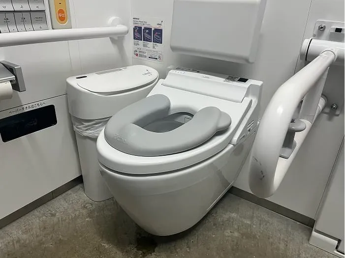 辅助坐便器